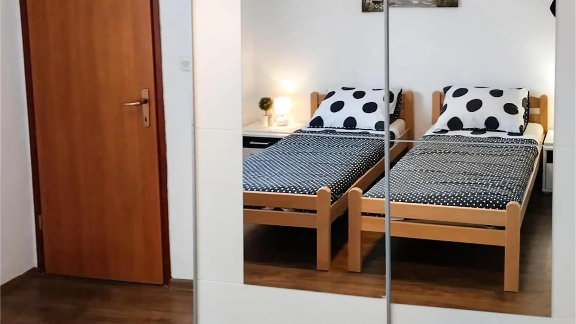 2 Bedroom Beautiful Home In Sikici Pula 0*,  Croatia