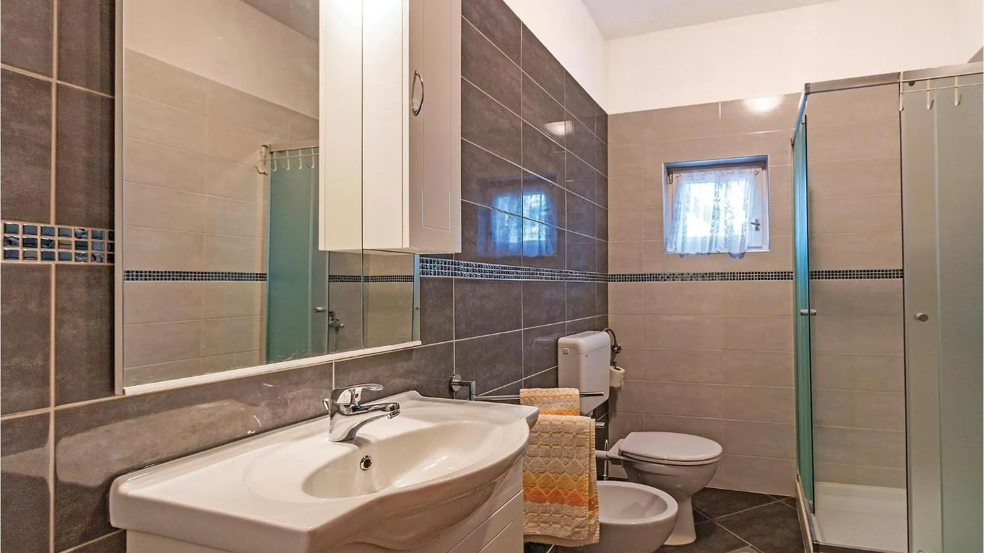 2 Bedroom Beautiful Home In Sikici Pula Prázdninový dům
