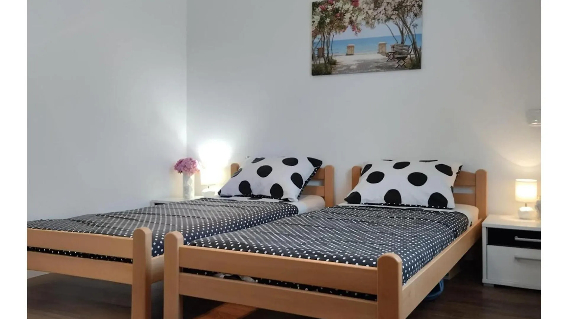 Prázdninový dům 2 Bedroom Beautiful Home In Sikici Pula